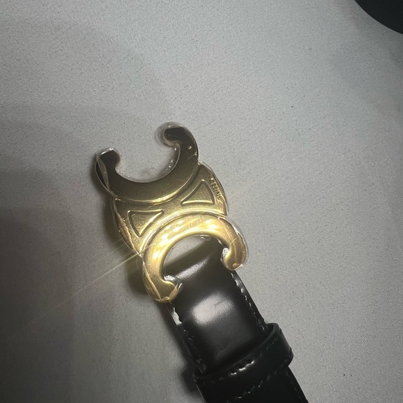 Celine Elegant Black Belt with Gold Accent - Picture 5 of 5